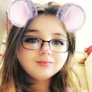 Meet your Posher, Allie